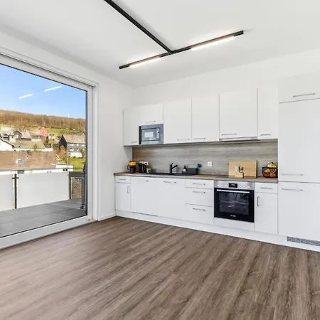 3 Bedroom Lovely In - Sieg Feriehus *