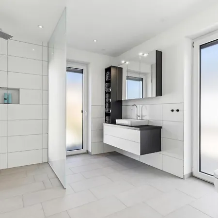 3 Bedroom Lovely In - Sieg Feriehus